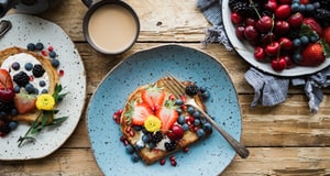 Toast Bread with Fresh Fruit